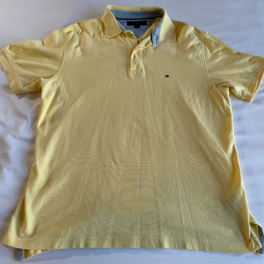 Tommy Hilfiger Regular Fit Men's Casual Polo Shirt – Pale Yellow – Size Large